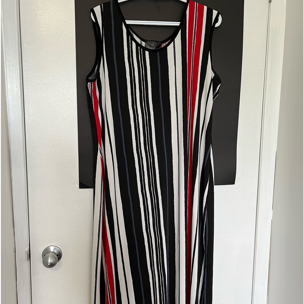 Ladies Wear-Ever summer dress.